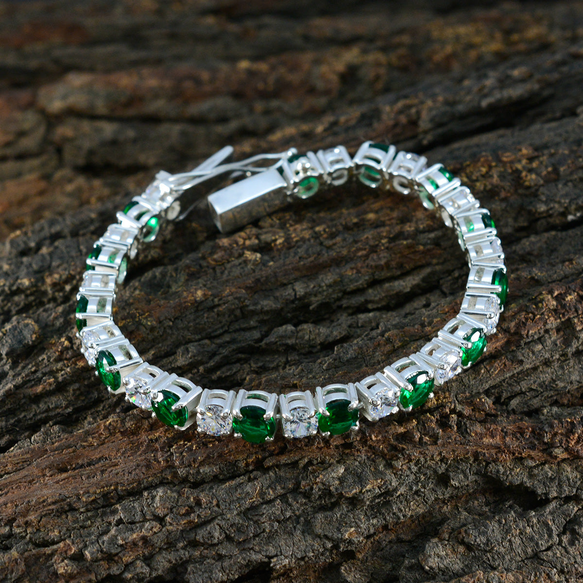 Greta Surprise Gift Essential Green Tennis Bracelet