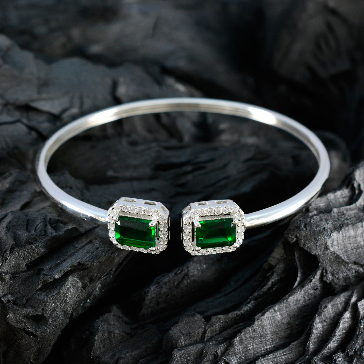Zoey Karwa Chauth Tiny Green Bangle Bracelet