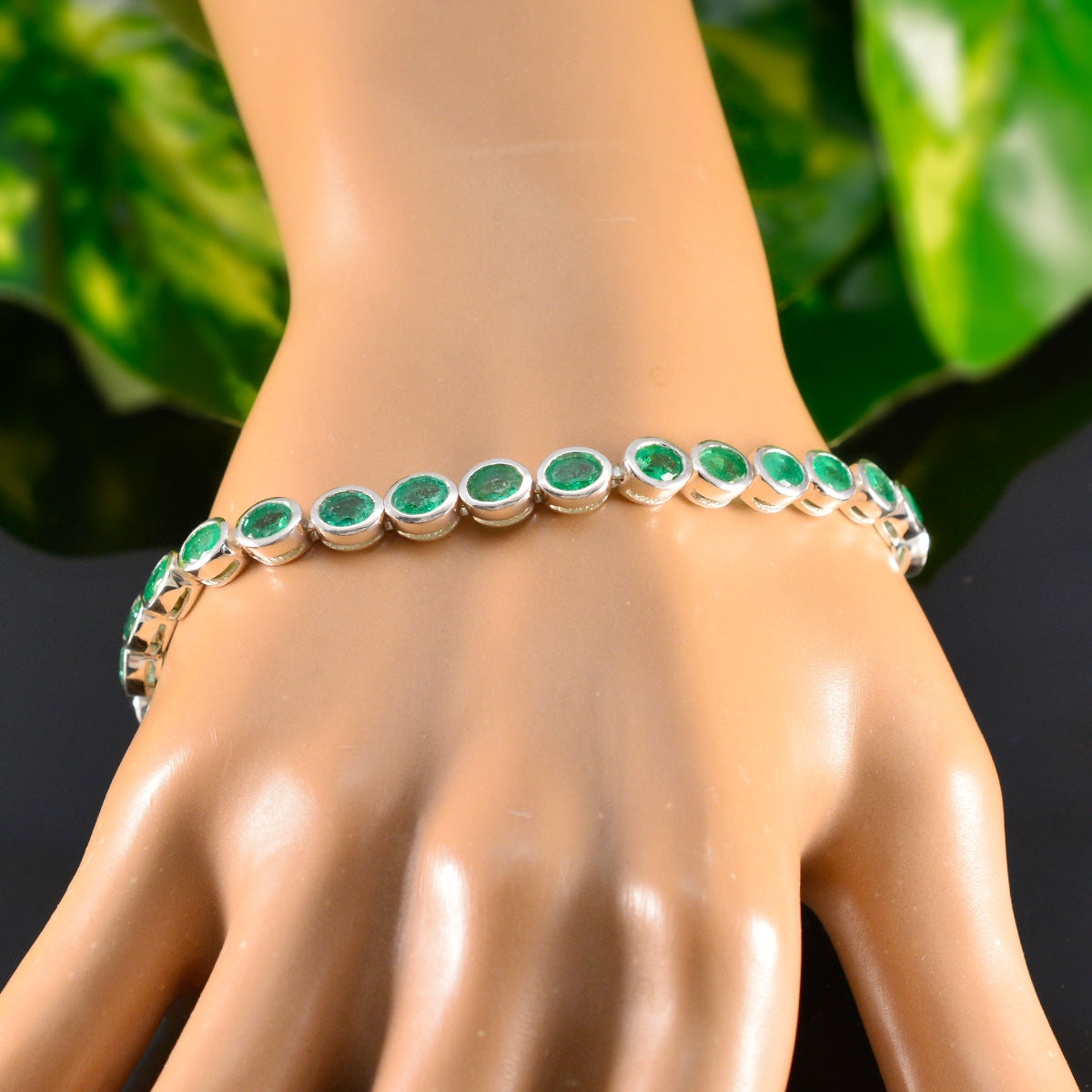 Eleanor Surprise Gift Minimal Green Tennis Bracelet