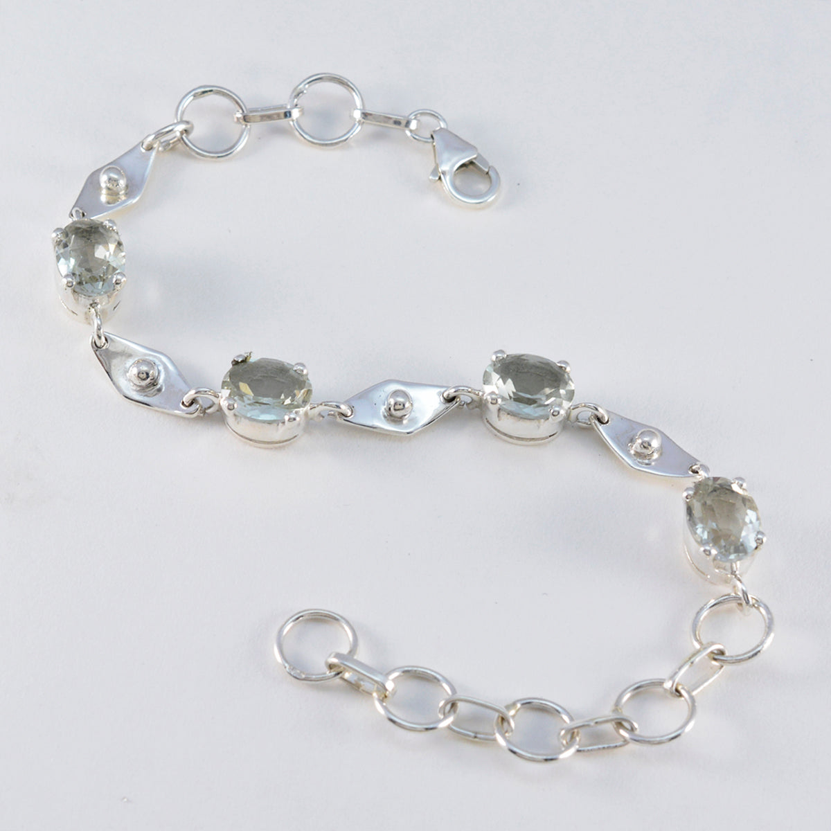 Hanna Rashi Slim Light Green Links Bracelet