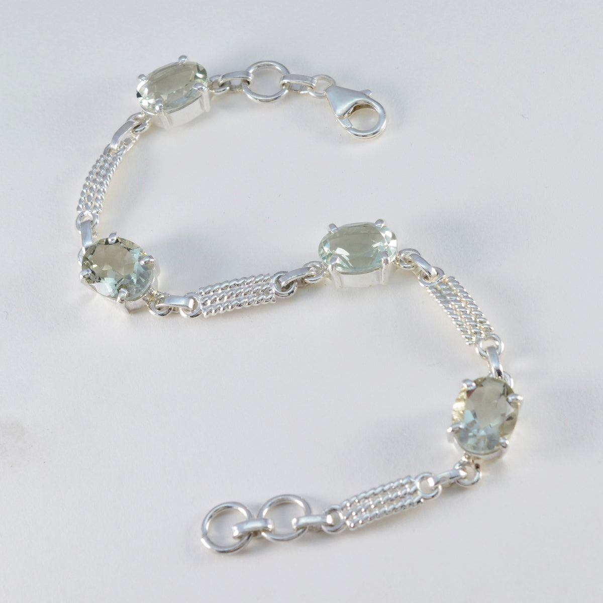 Eva Festive Slim Light Green Links Bracelet