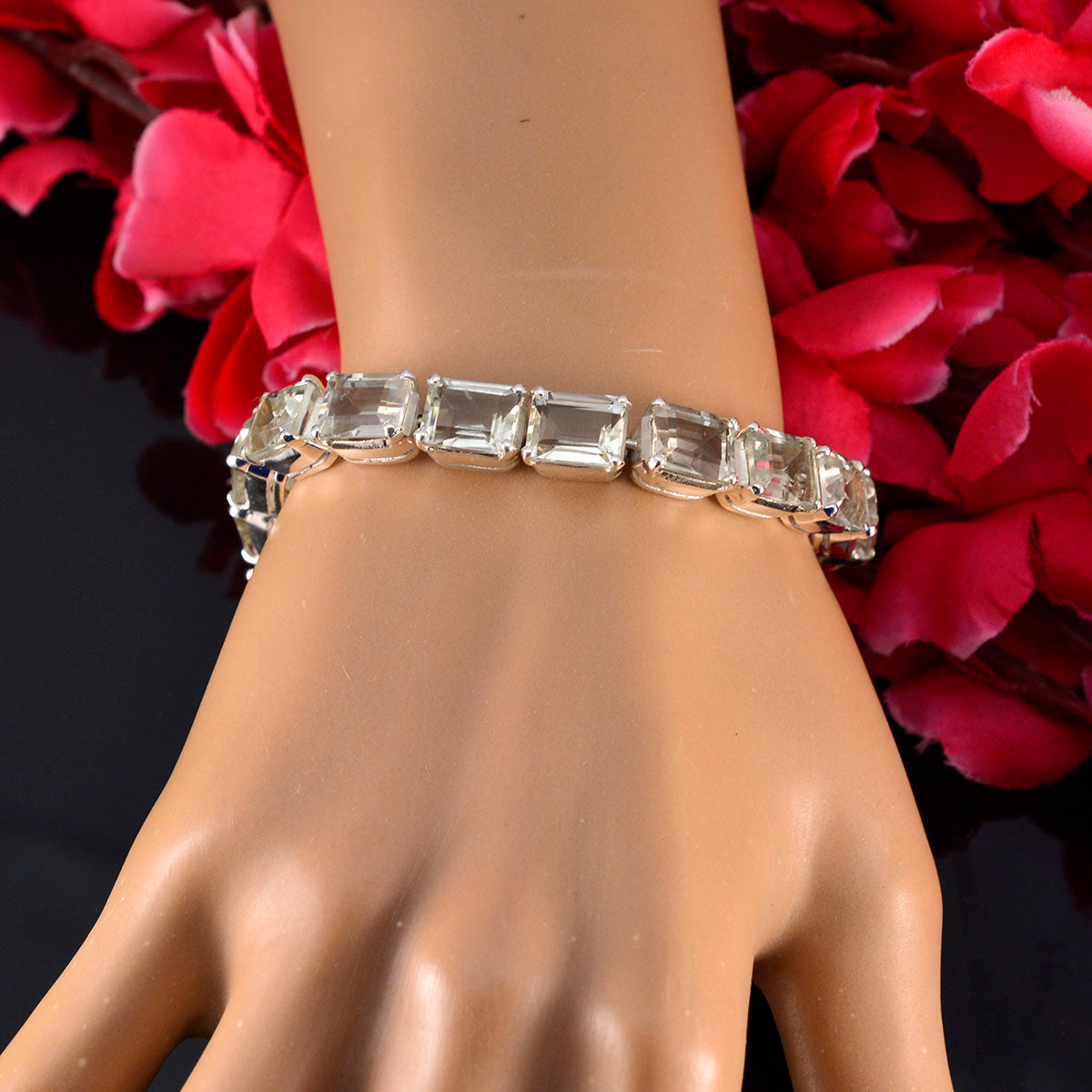 Hannah Retirement Eye-catching Light Green Tennis Bracelet
