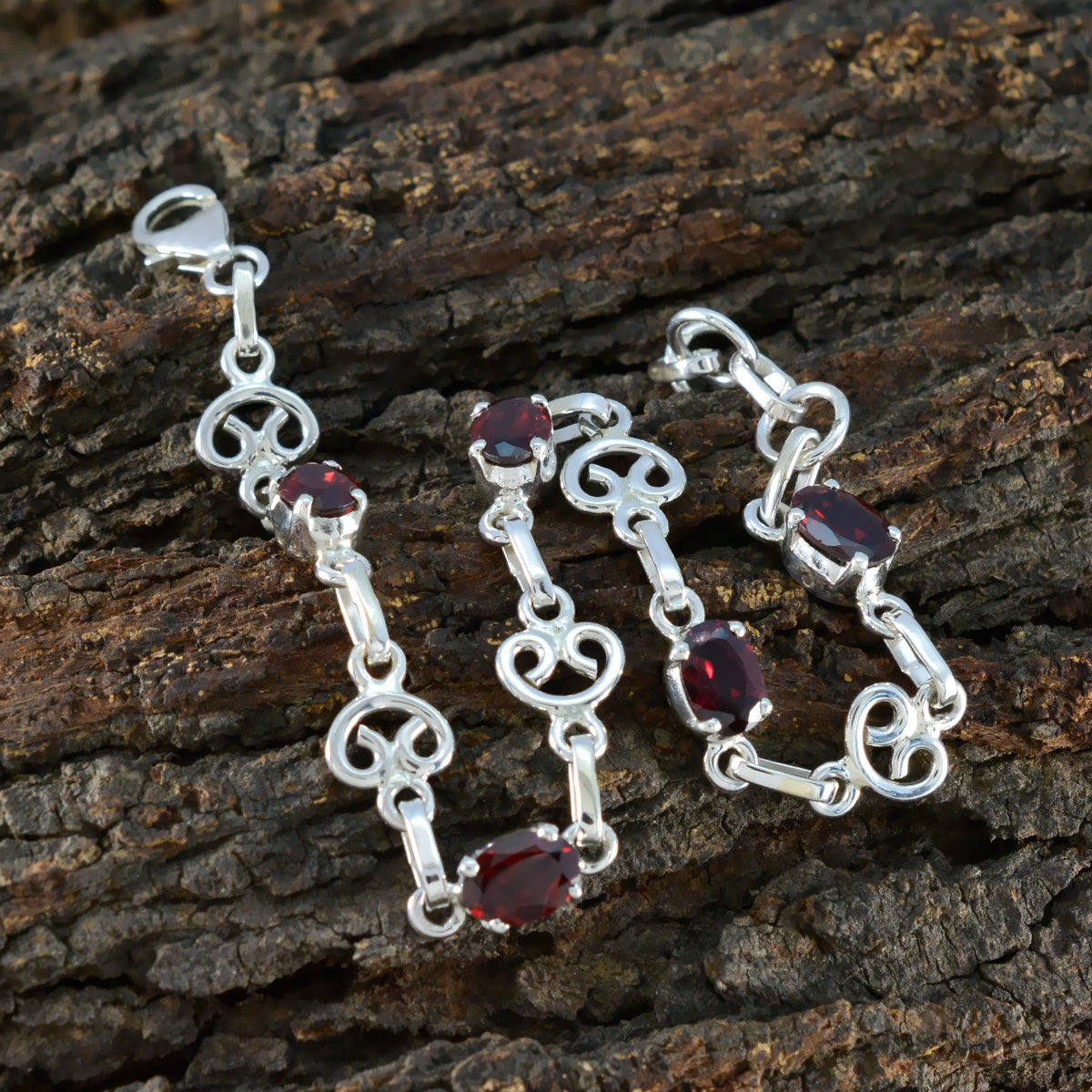 Abigail Treasure Slim Red Links Bracelet