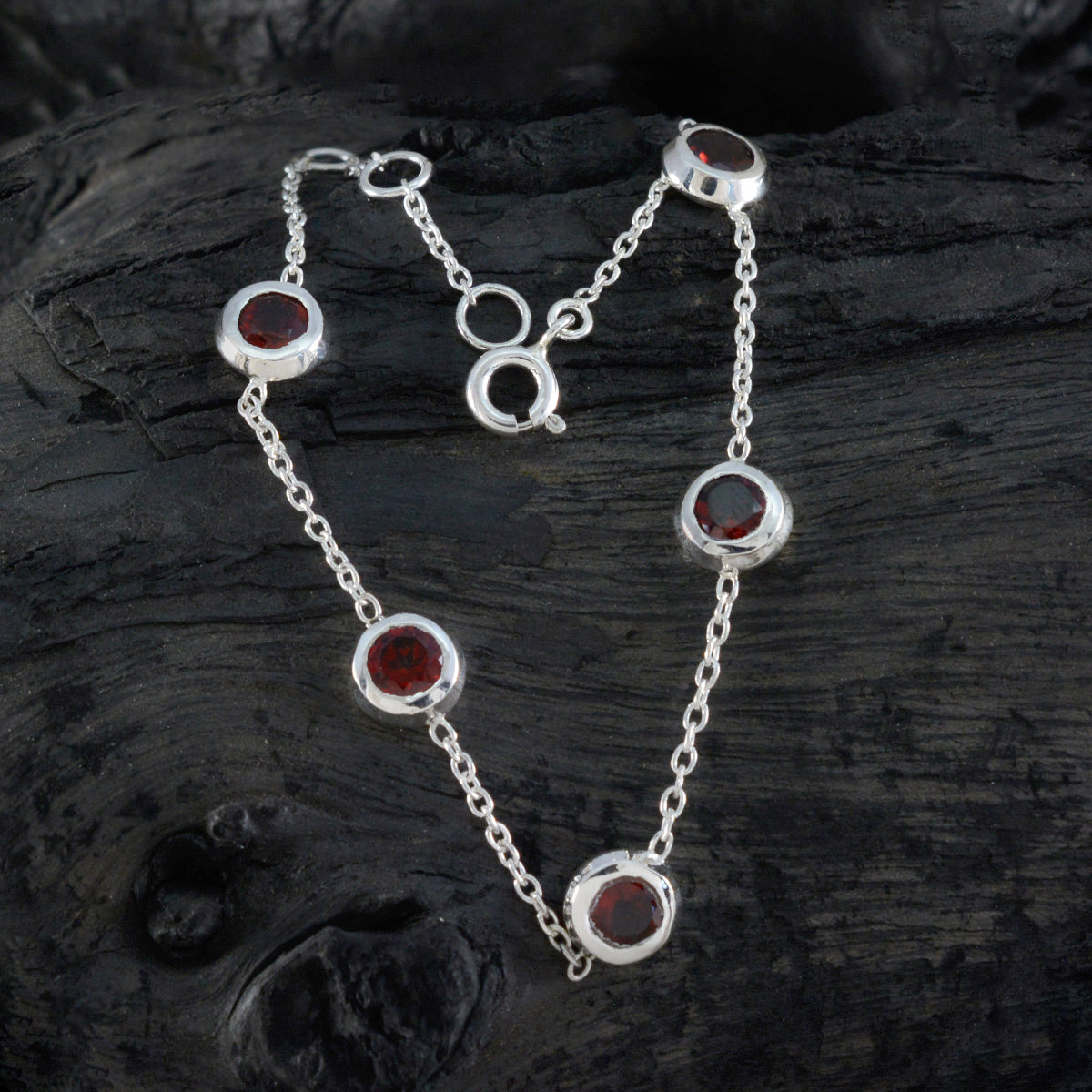 Isabella Rakhi Minimalist Red Chain Bracelet