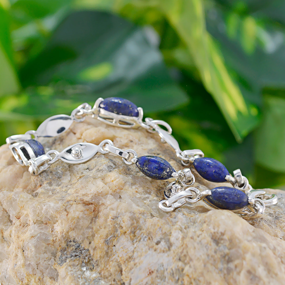 Savannah Fashion Elegant Blue Links Bracelet