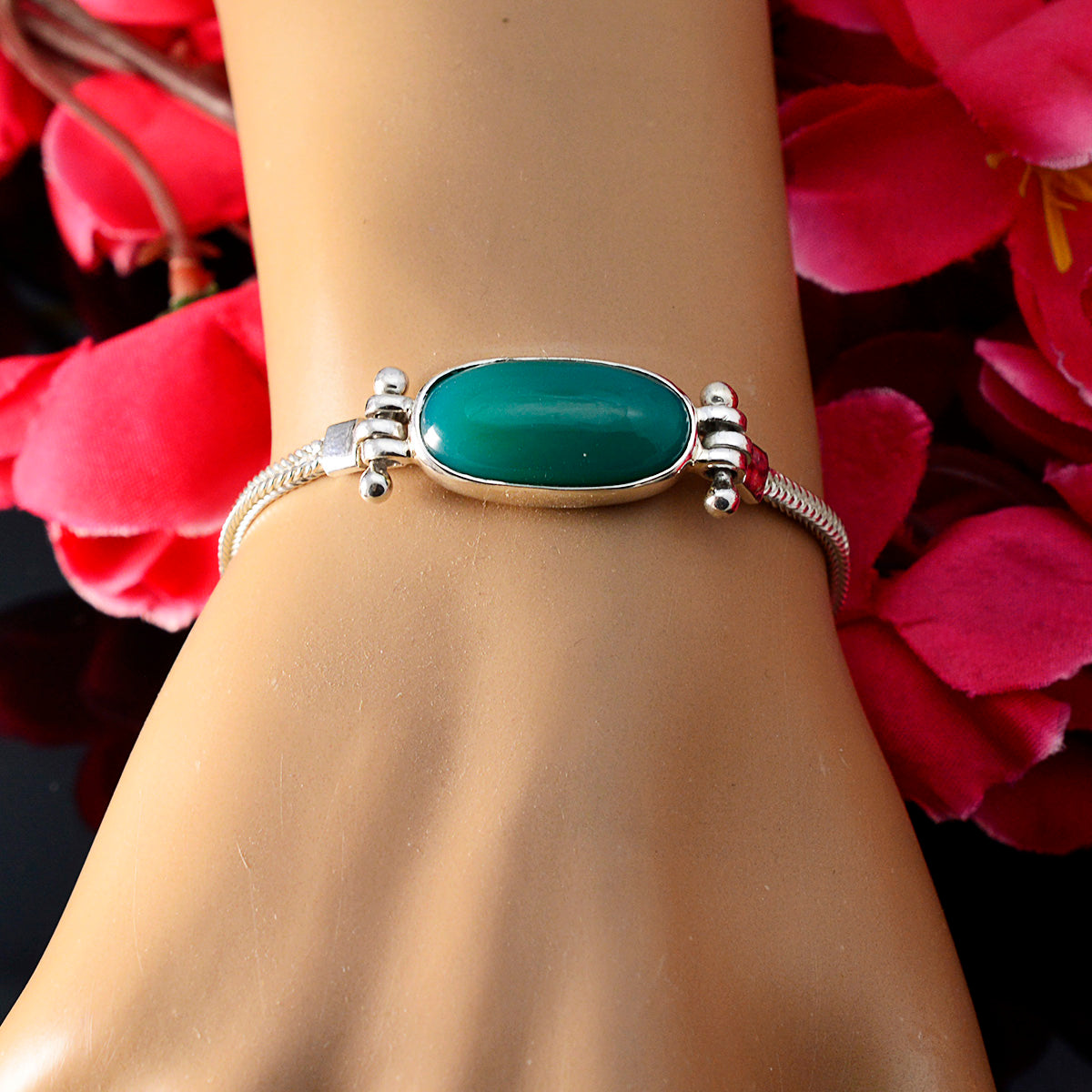 Teresa Memorial Featherlight Green Chain Bracelet