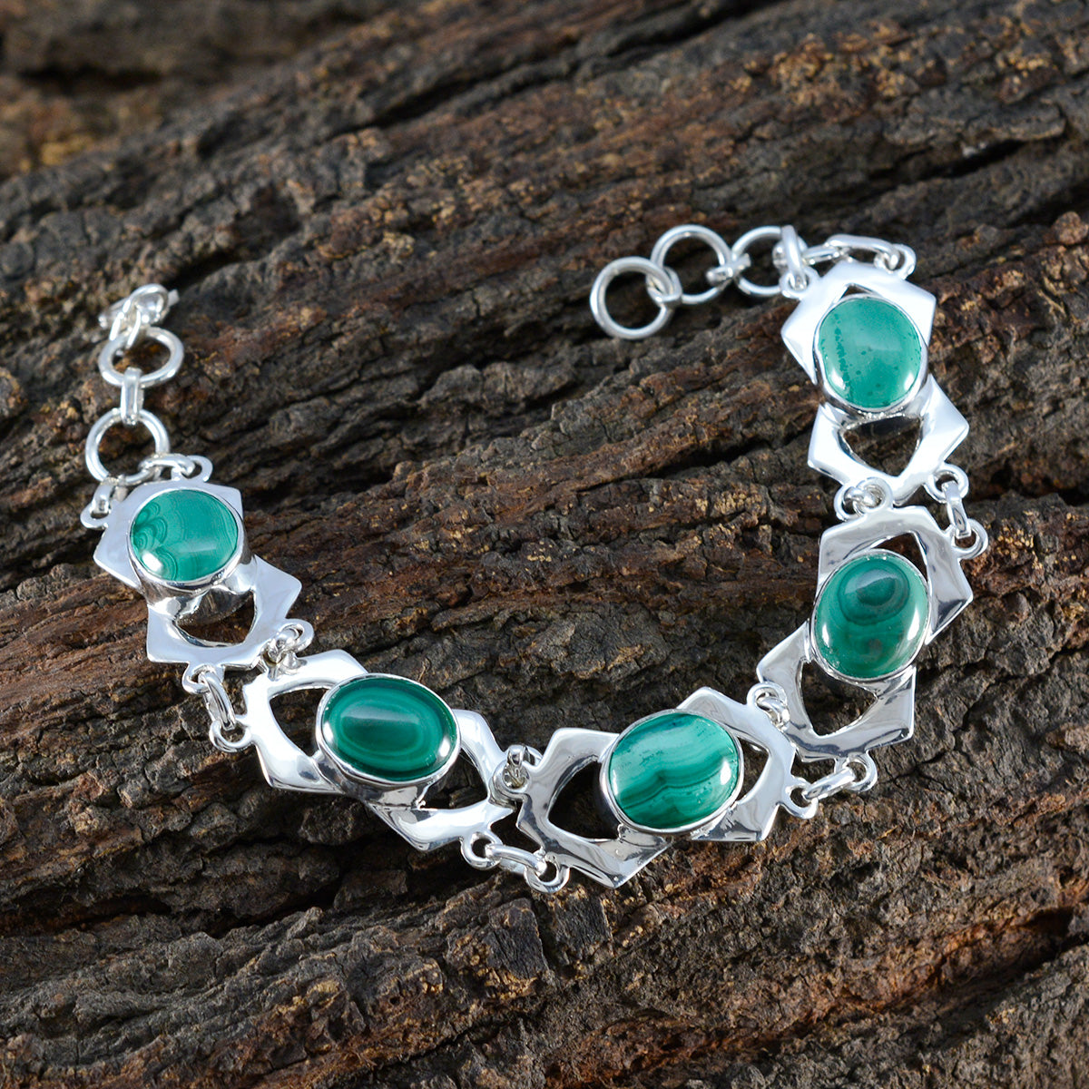 klara gift for Friend Mid-weight Green Links Bracelet