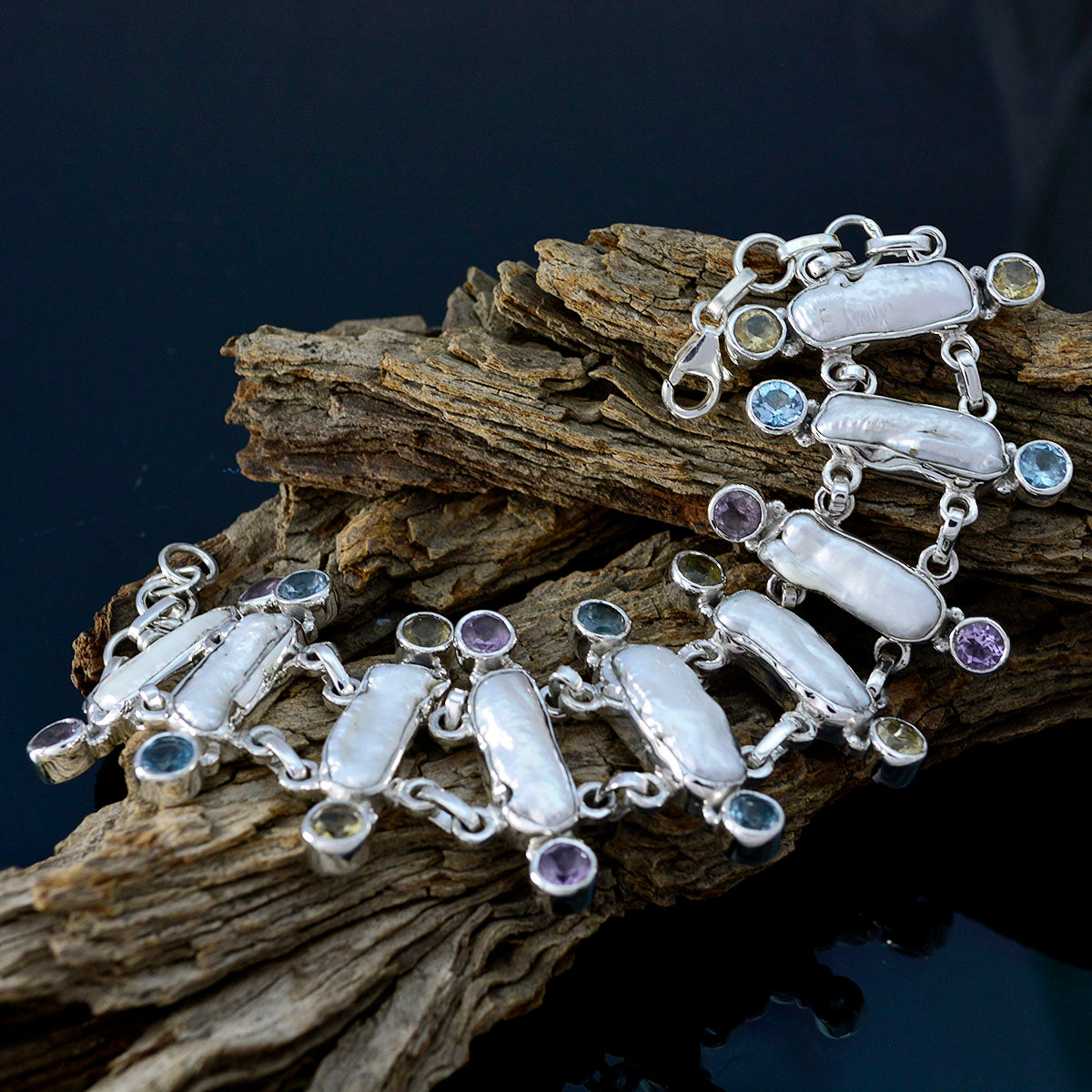 Nella bollywood Edgy White Links Bracelet