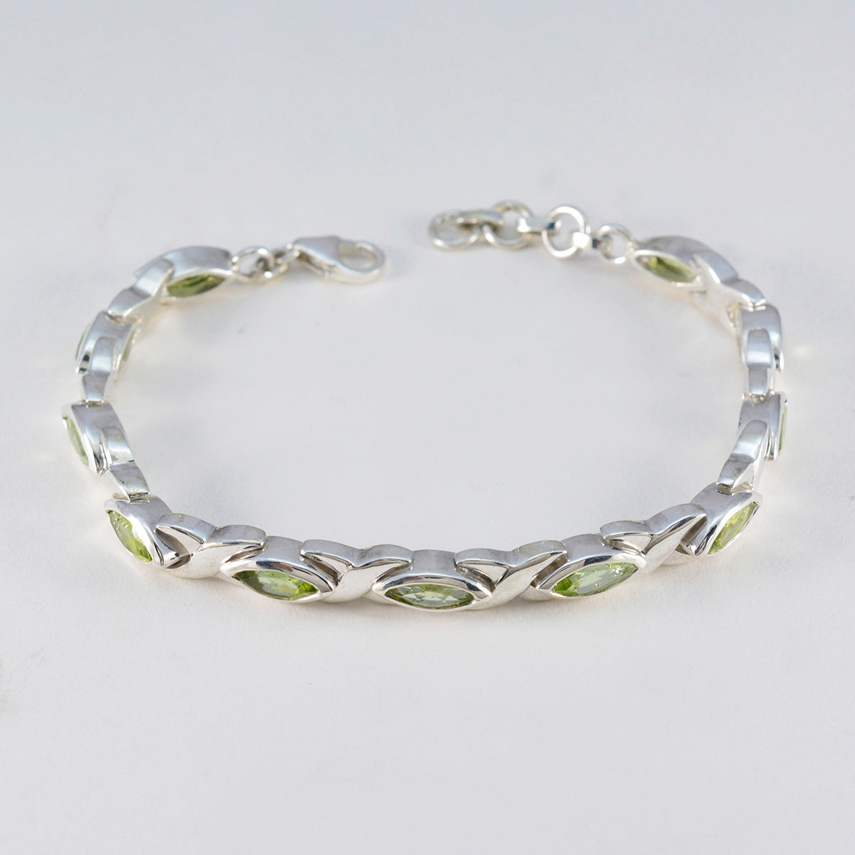 Sophia Daughters Day Eye-catching Green Tennis Bracelet