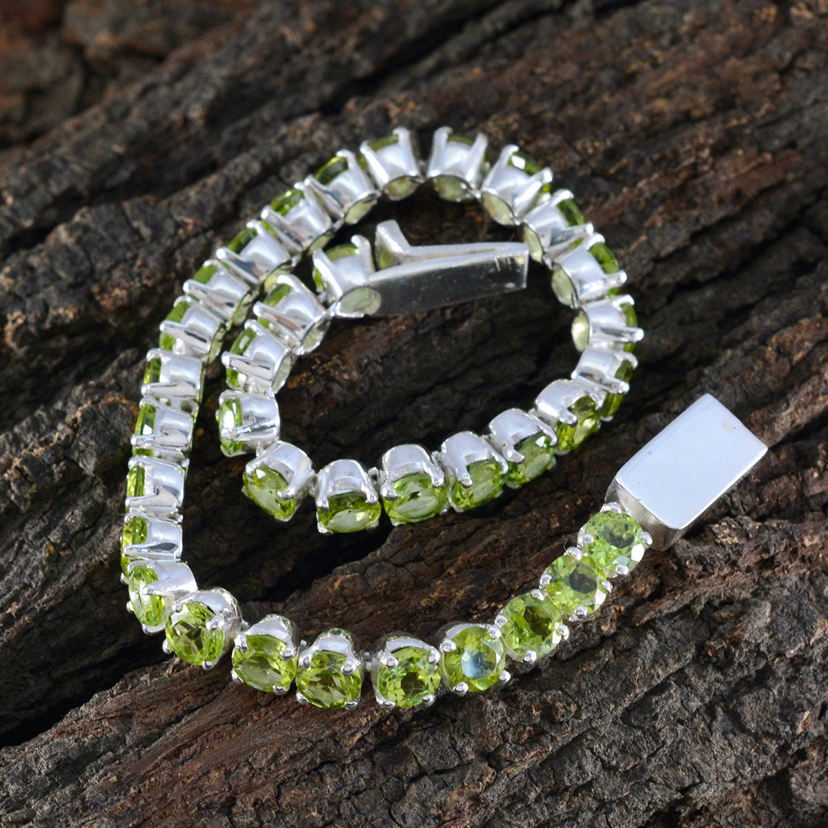 Lily Mothers Day Minimal Green Tennis Bracelet