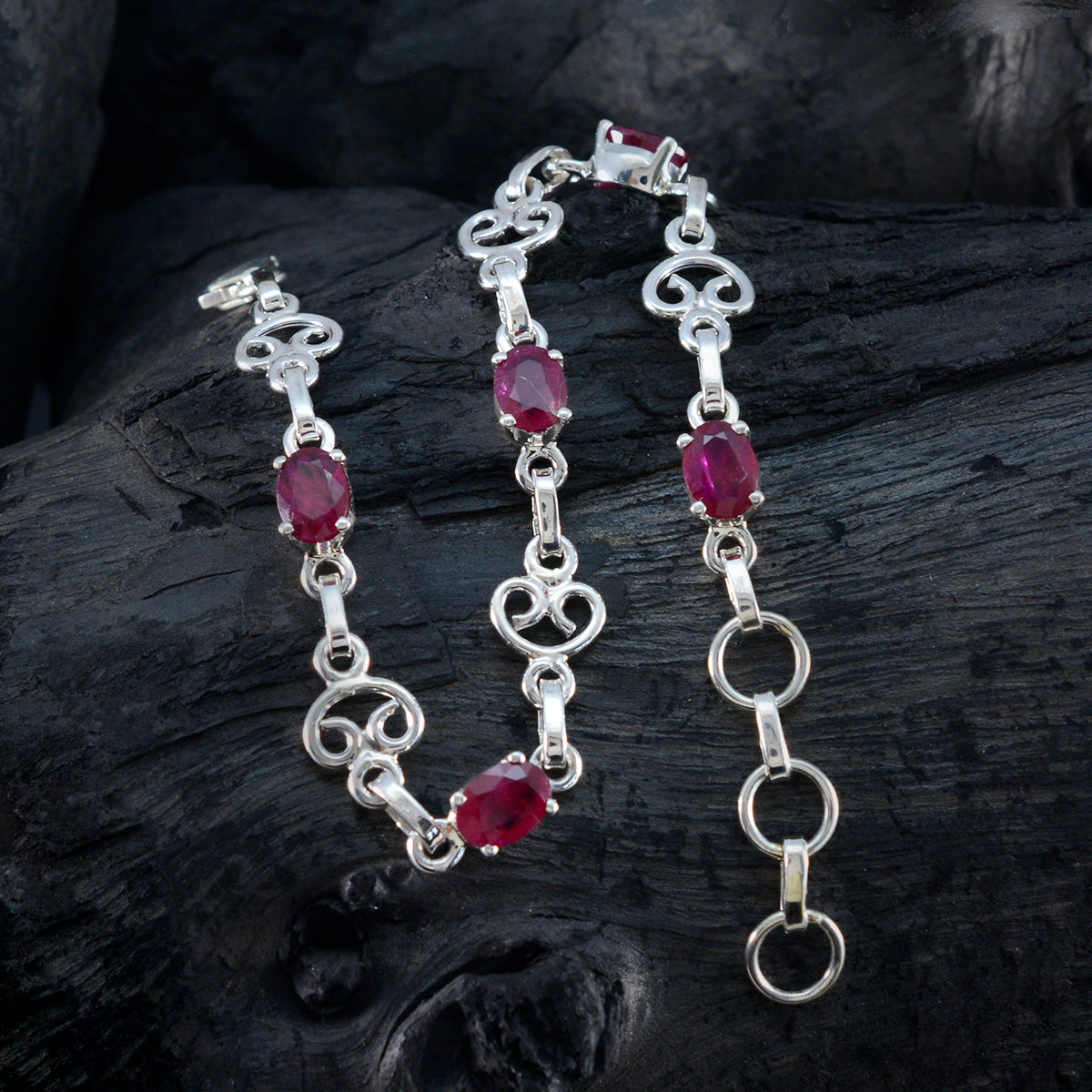 Addison Daily Slim Red Links Bracelet
