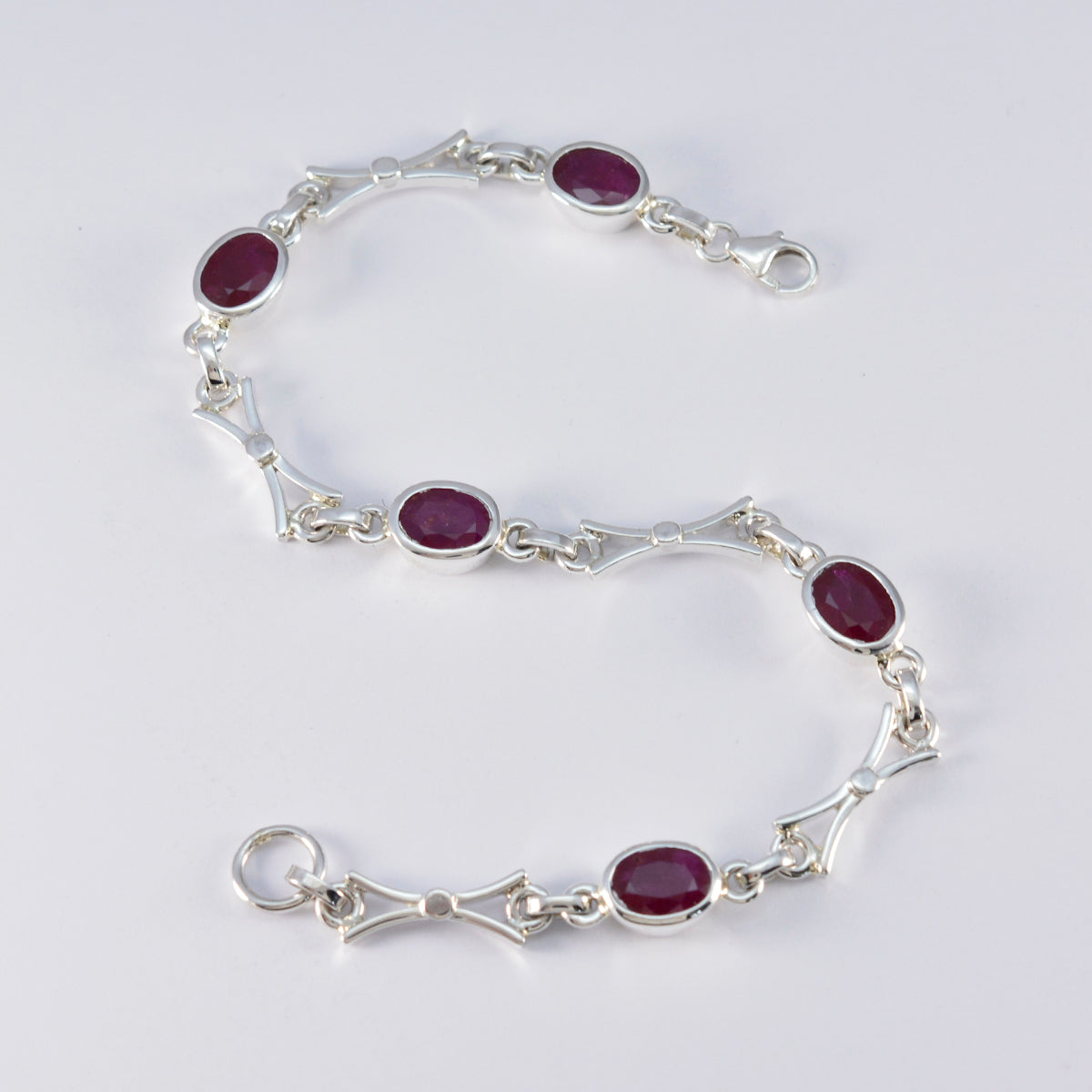 Evelyn Rakhi Tiny Red Links Bracelet