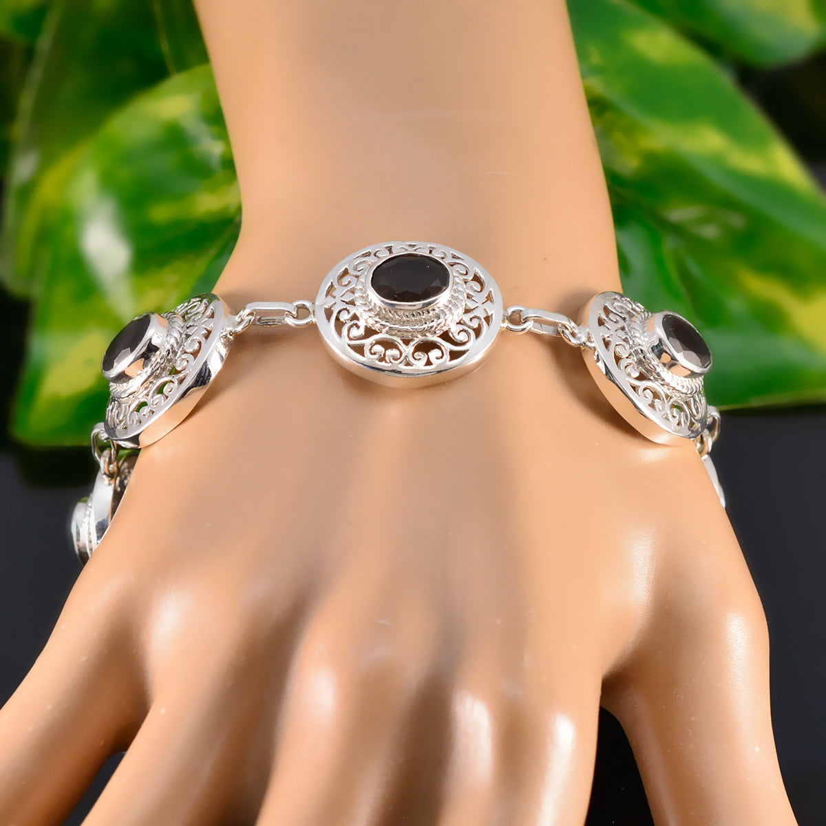 Amelia Gift Eye-catching Brown Links Bracelet
