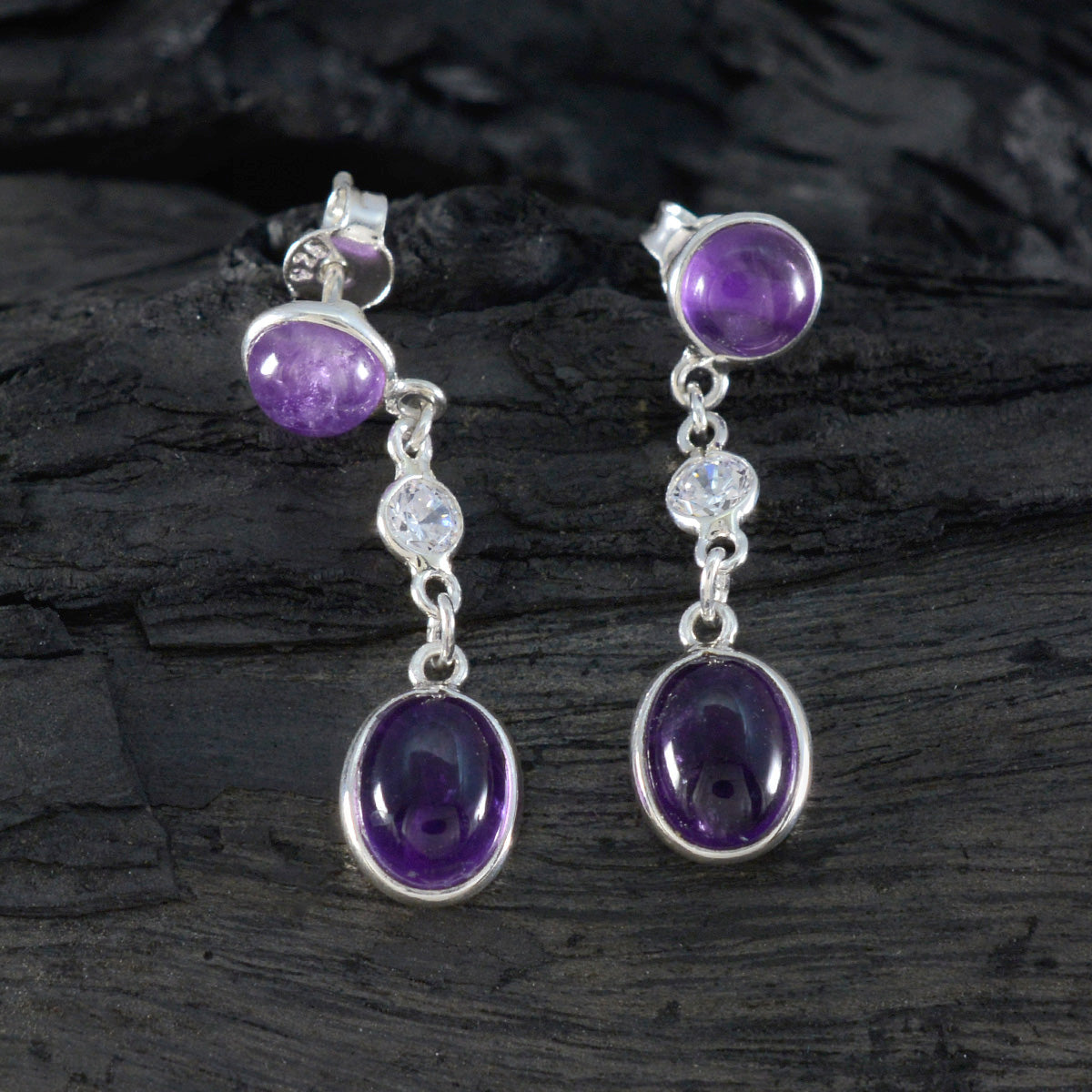 Ling Purple Delicate multiple stud Earring