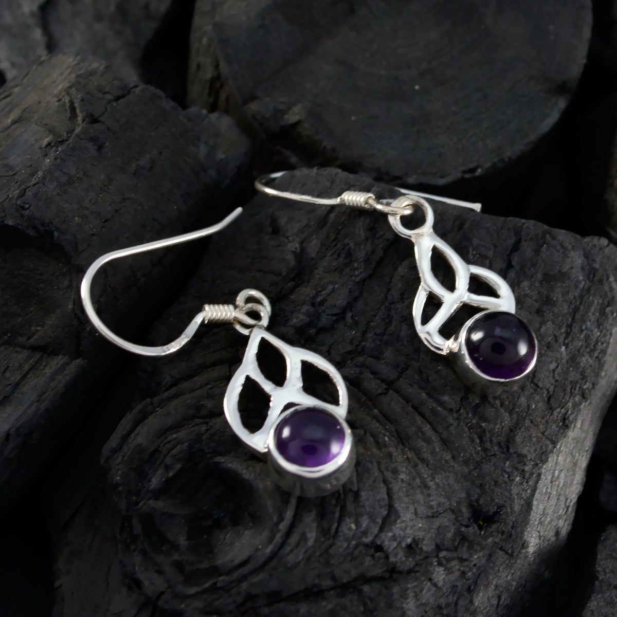 Layla Purple Delicate Solitaire Dangle Earring