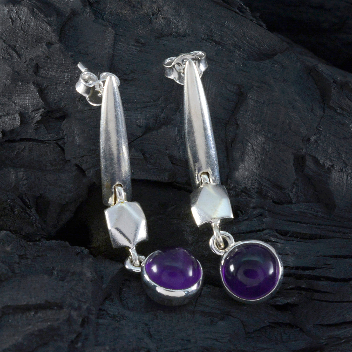 Nora Purple Edgy Solitaire Dangle Earring