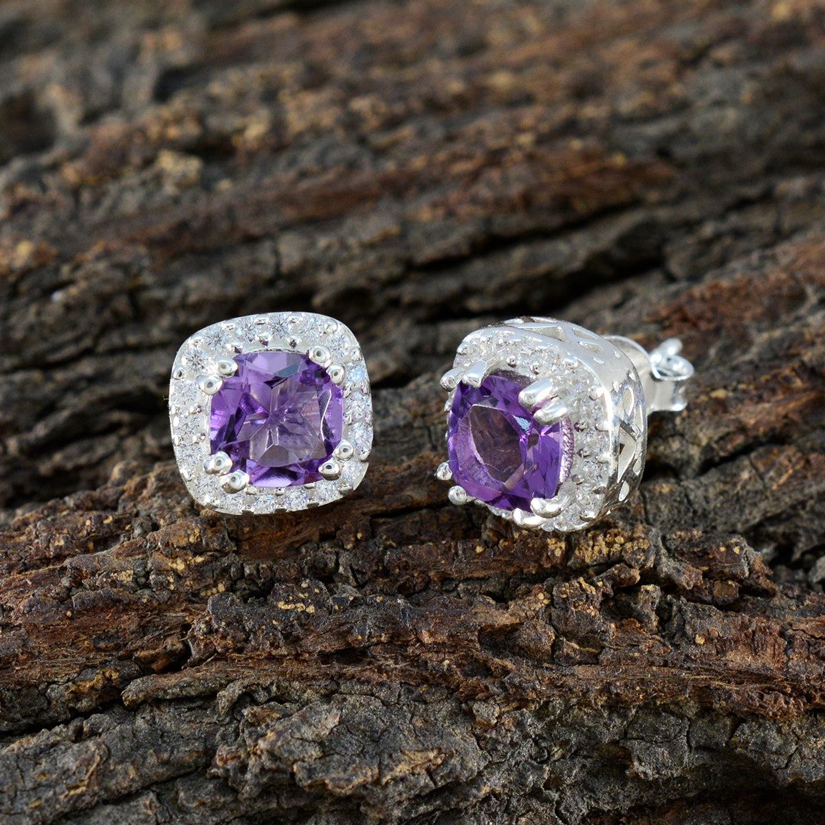 Rebeca Purple Dainty multiple Stud Earring