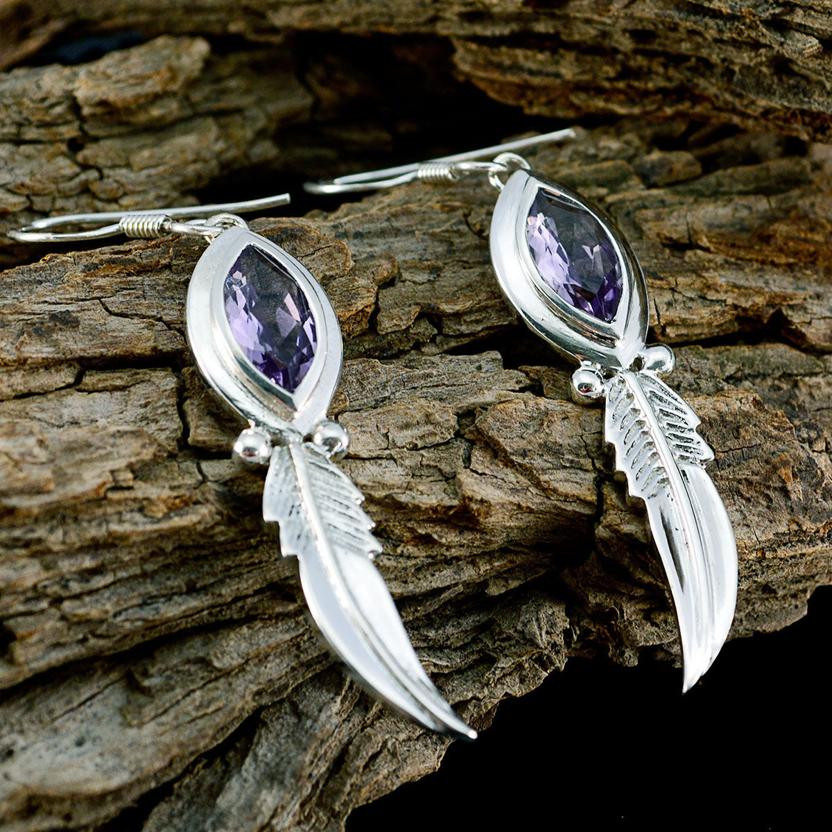 Emily Purple Mid weight Solitaire Dangle Earring