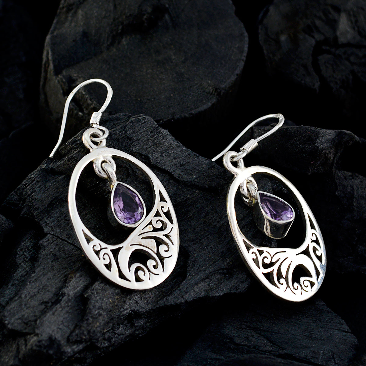 Emma Purple Featherlight Solitaire Dangle Earring