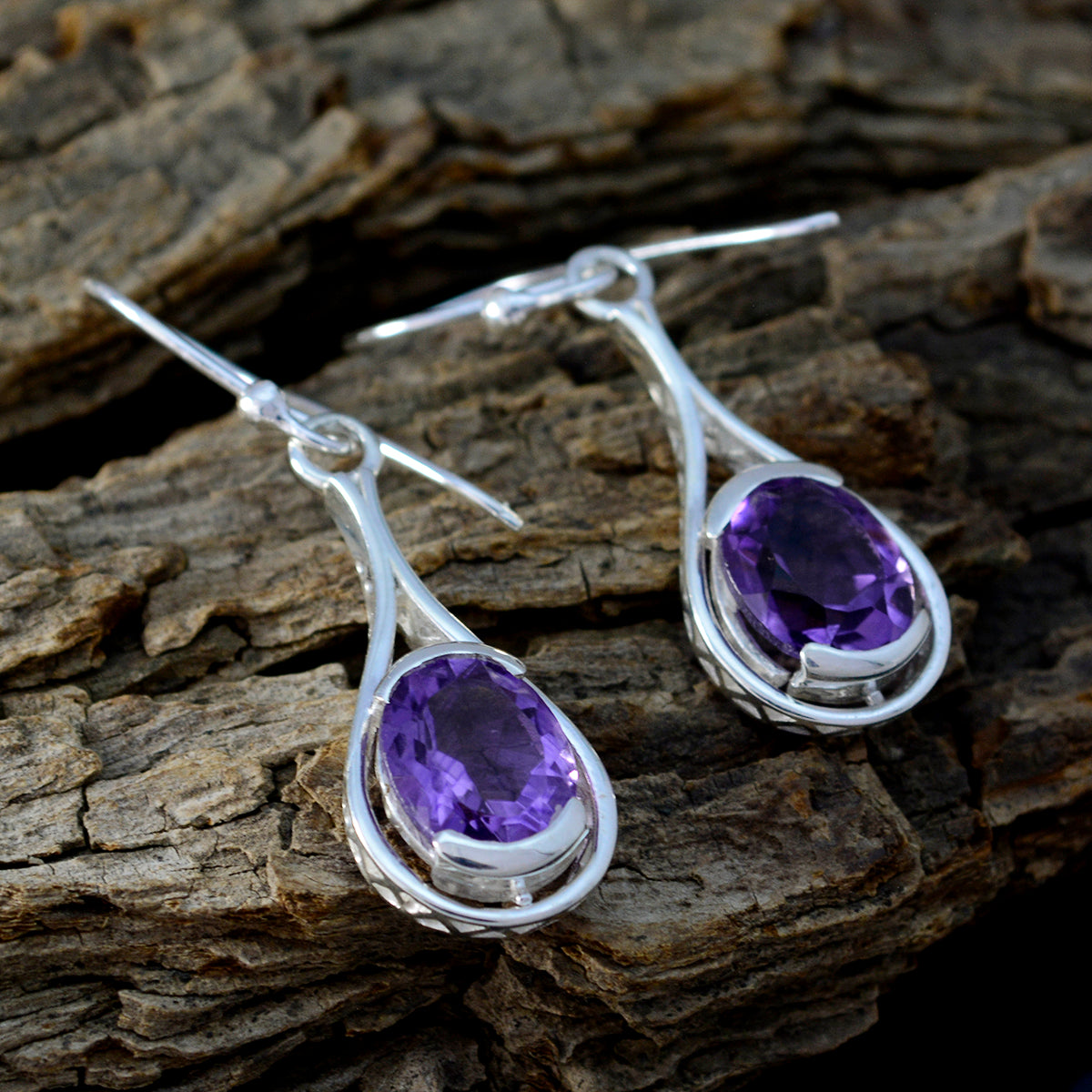 Ines Purple Whisper thin Solitaire Dangle Earring