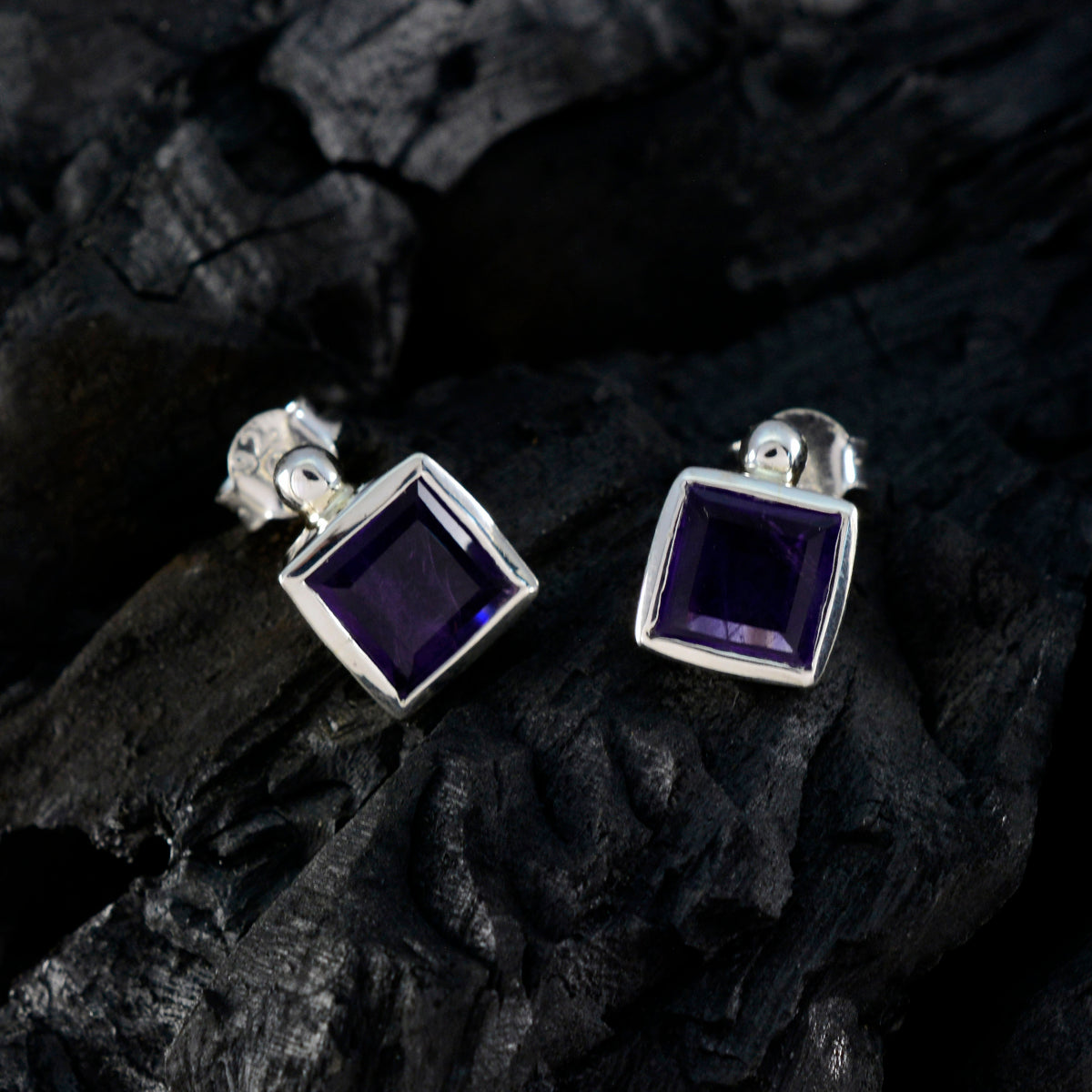 Teresa Purple Dainty Solitaire Stud Earring