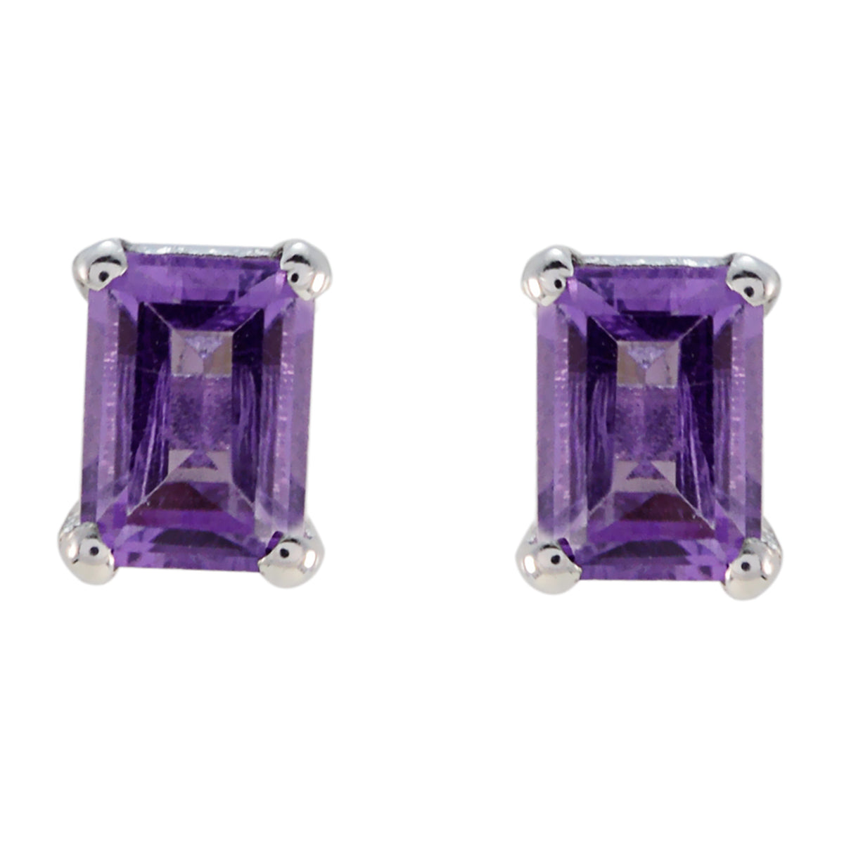 Daniela Purple Elegant Solitaire Stud Earring Amethyst Purple Stud
