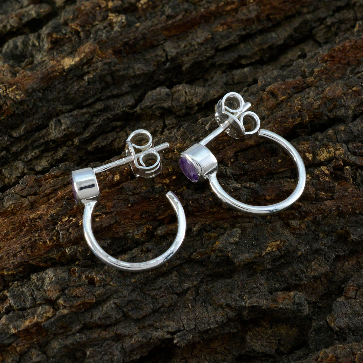 Ines Purple Delicate Solitaire Stud Earring
