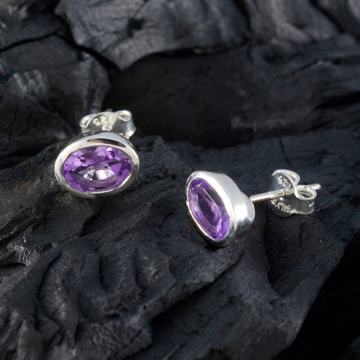 Ha eun Purple Delicate Solitaire Stud Earring