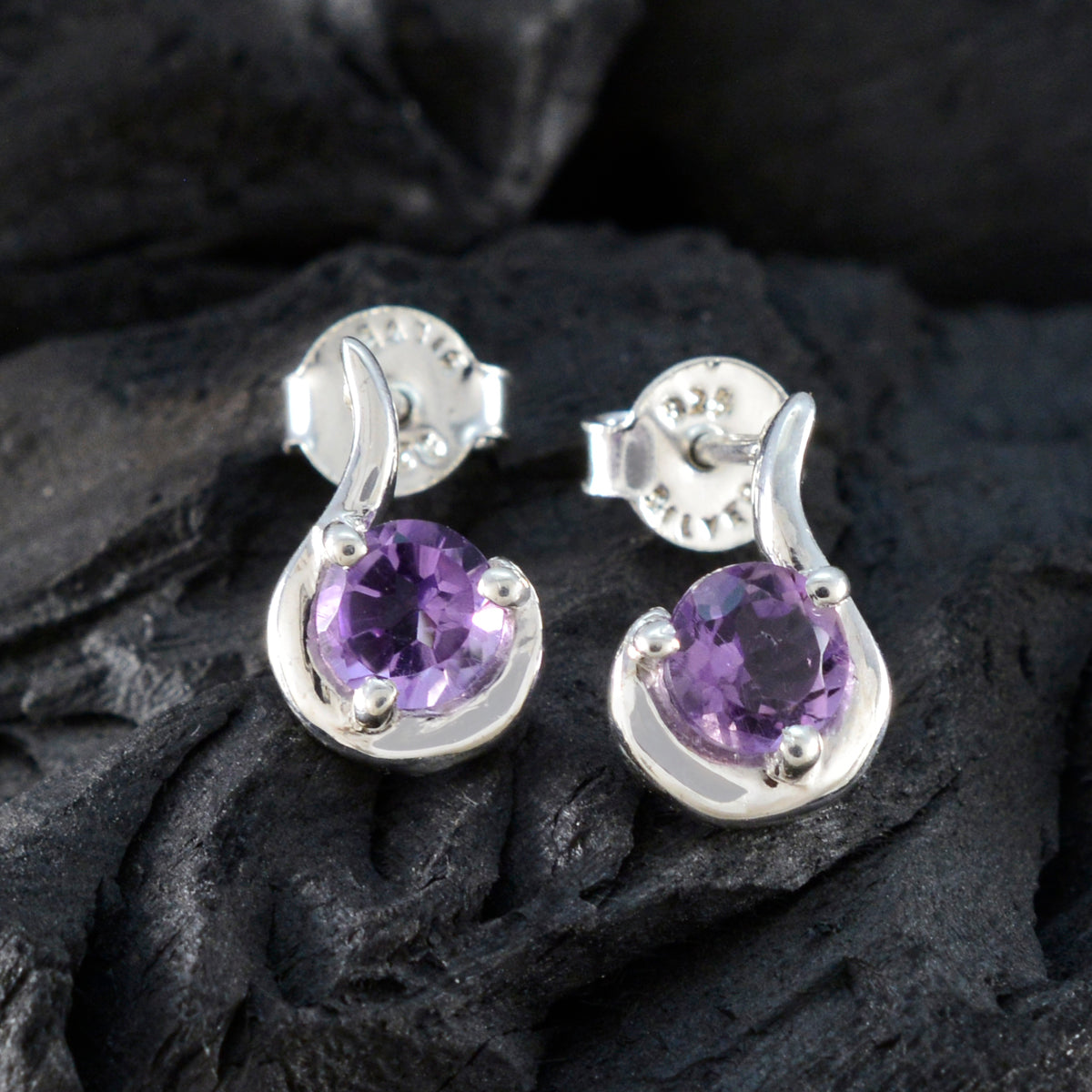 Carla Purple Delicate Solitaire Stud Earring