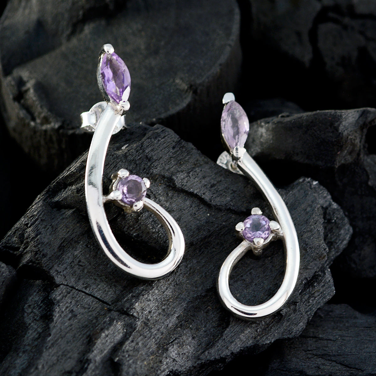 Ana Purple Mid weight multiple Stud Earring