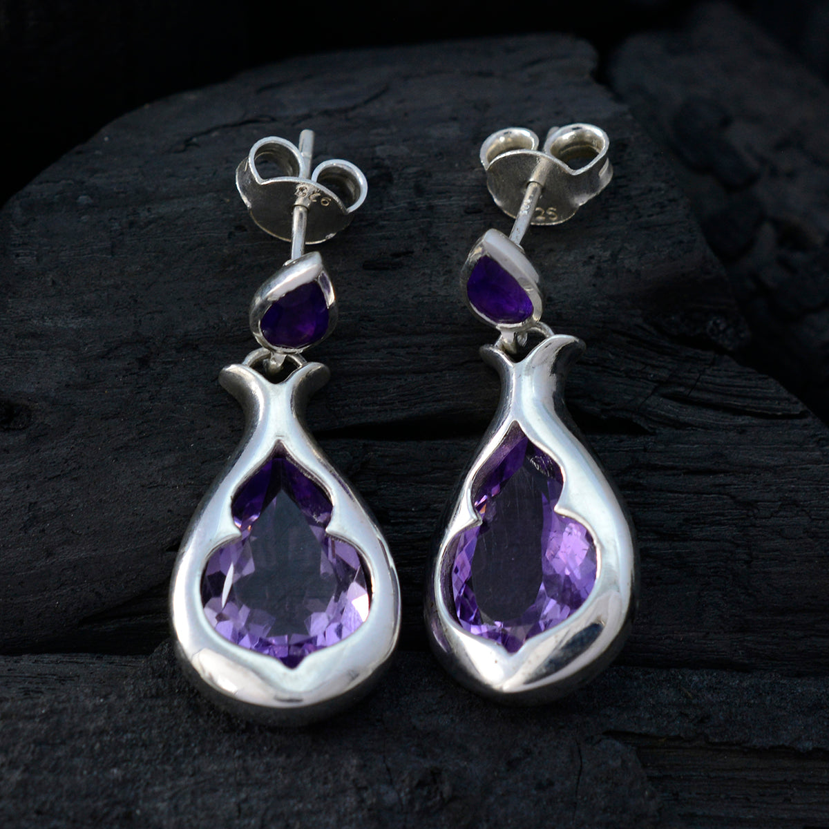 Eliza Purple Edgy Toi et Moi Stud Earring