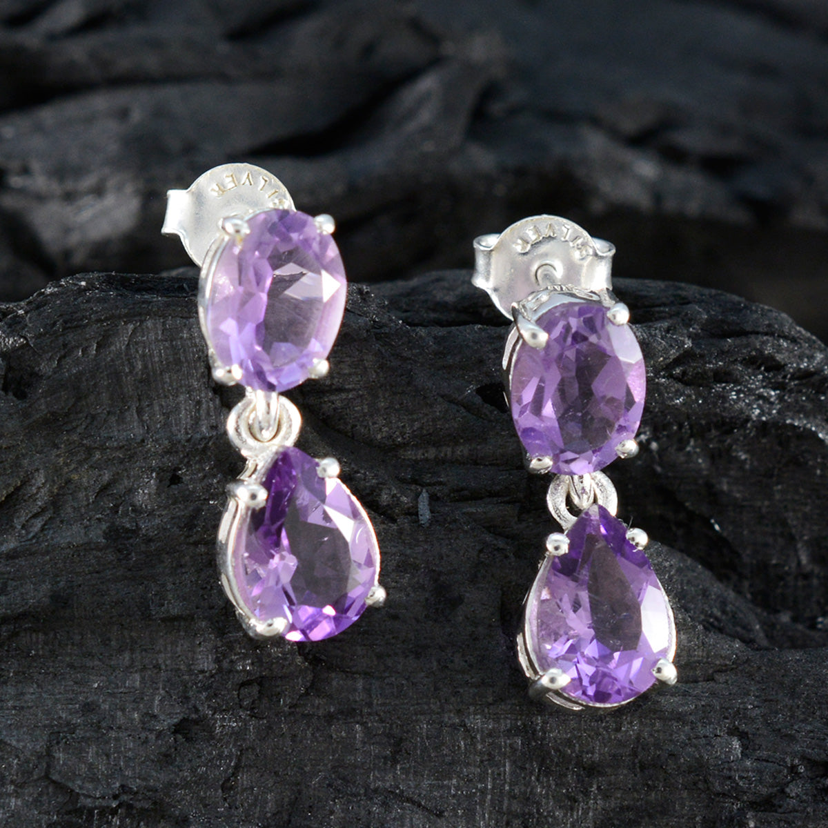 Teresa Purple Whisper thin Toi et Moi Stud Earring