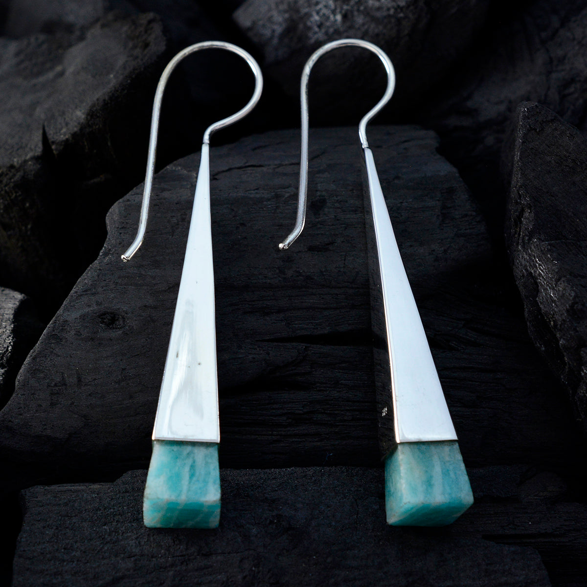 Carolina Green Classic Solitaire Dangle Earring
