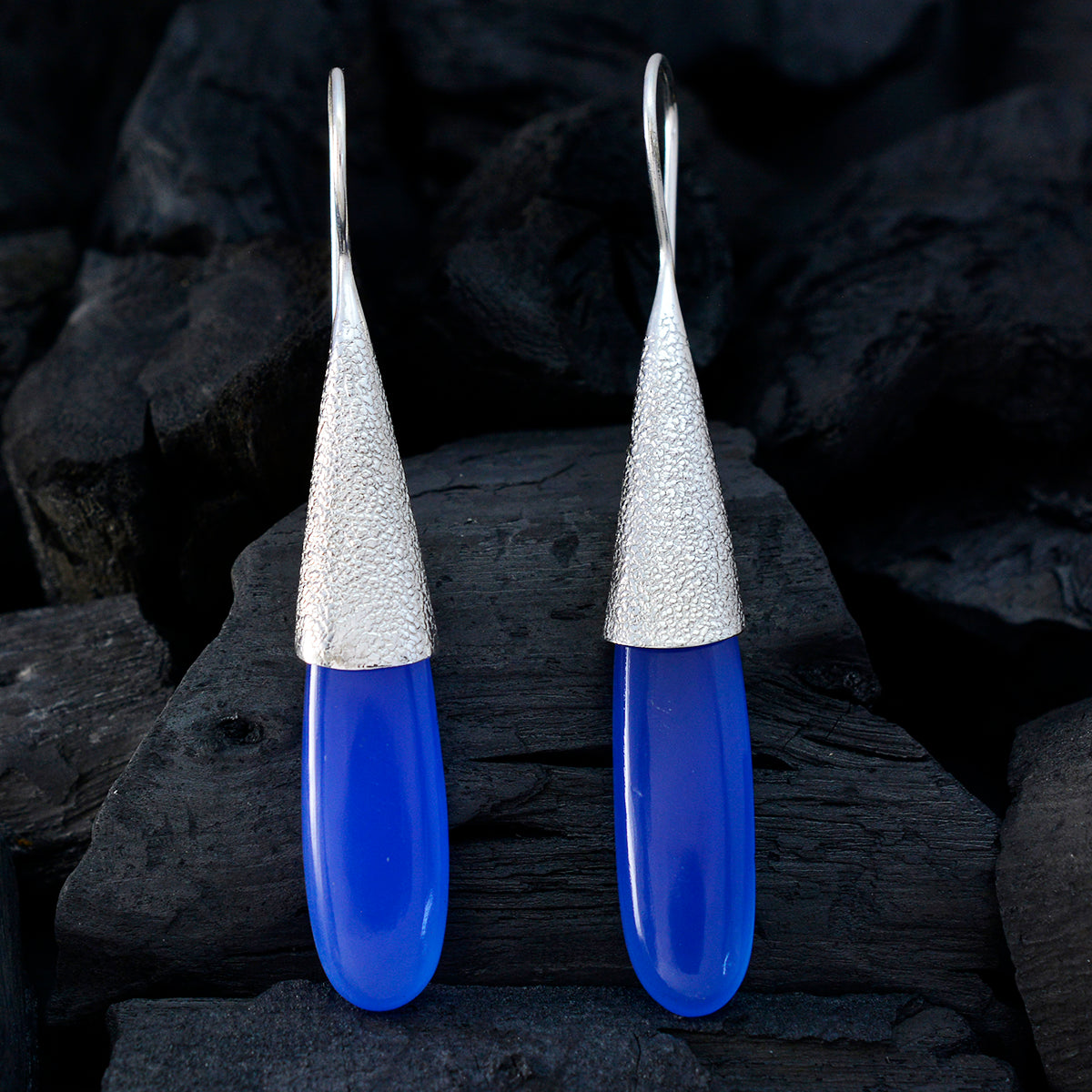 Ling Blue Edgy Solitaire Dangle Earring