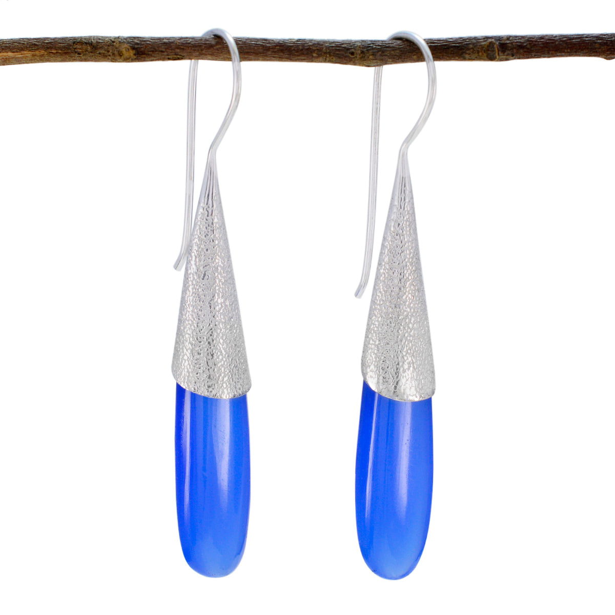 Ling Blue Edgy Solitaire Dangle Earring Chalcedony Blue Dangle
