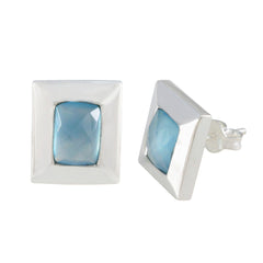 Laura Blue Mid weight Solitaire Stud Earring
