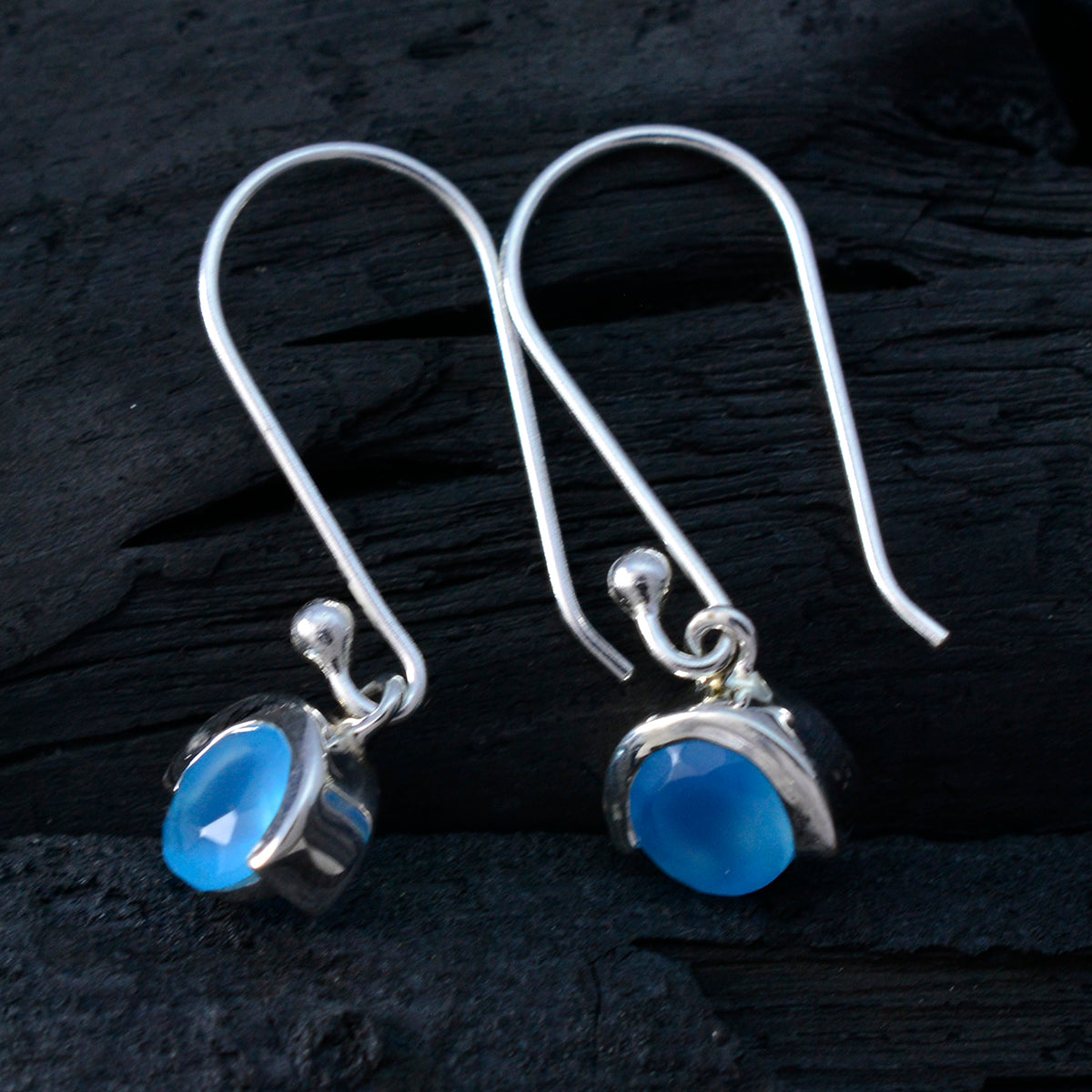 Aisha Blue Dainty Solitaire Dangle Earring