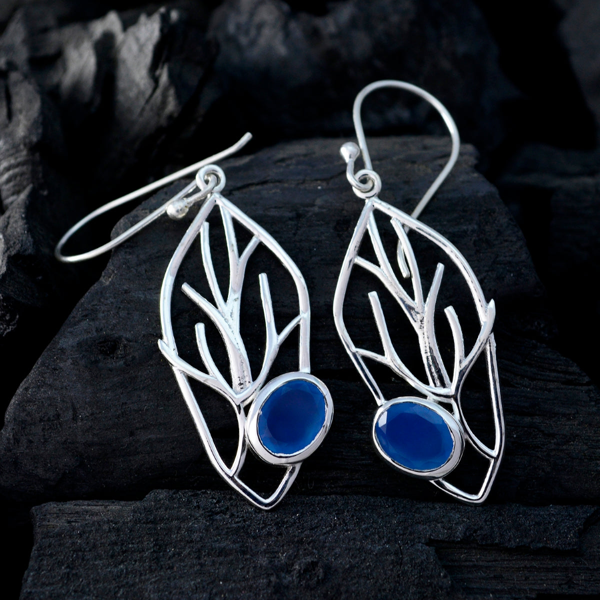 Nora Blue Dainty Solitaire Dangle Earring