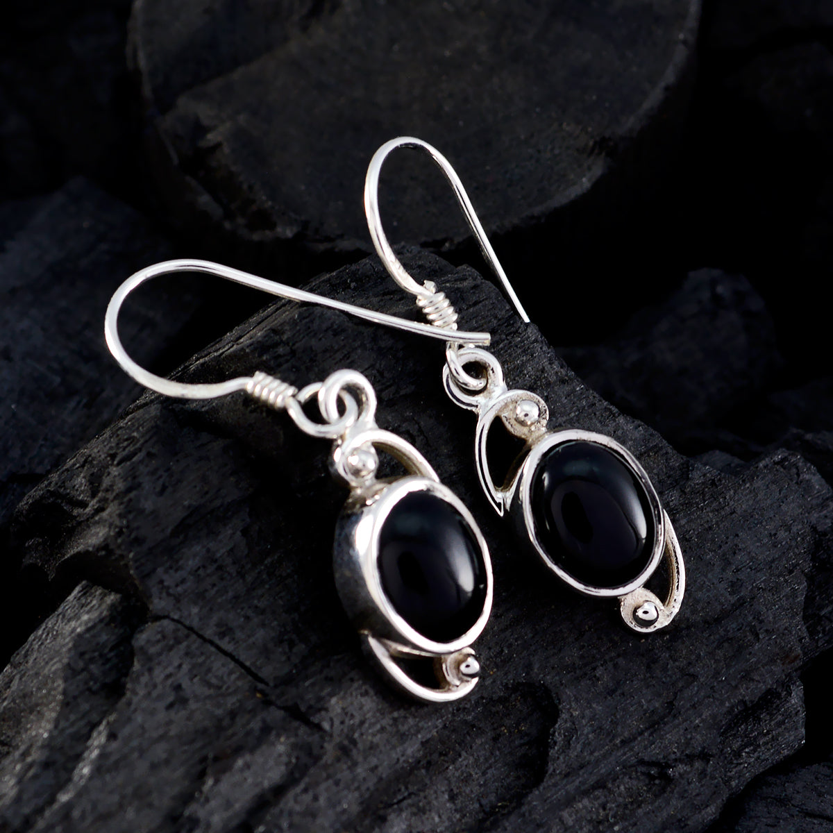 Ella Black Delicate Solitaire Dangle Earring