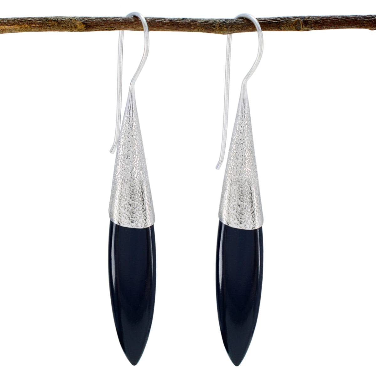 Hana Black Edgy Solitaire Dangle Earring Black Onyx Black Dangle