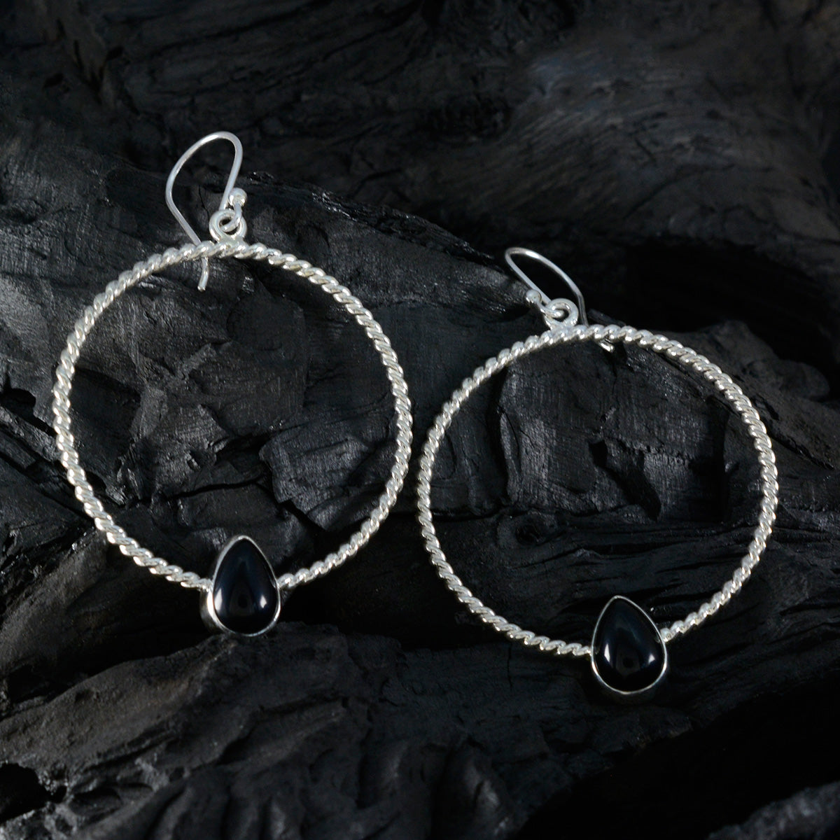Eva Black Tiny Solitaire Dangle Earring