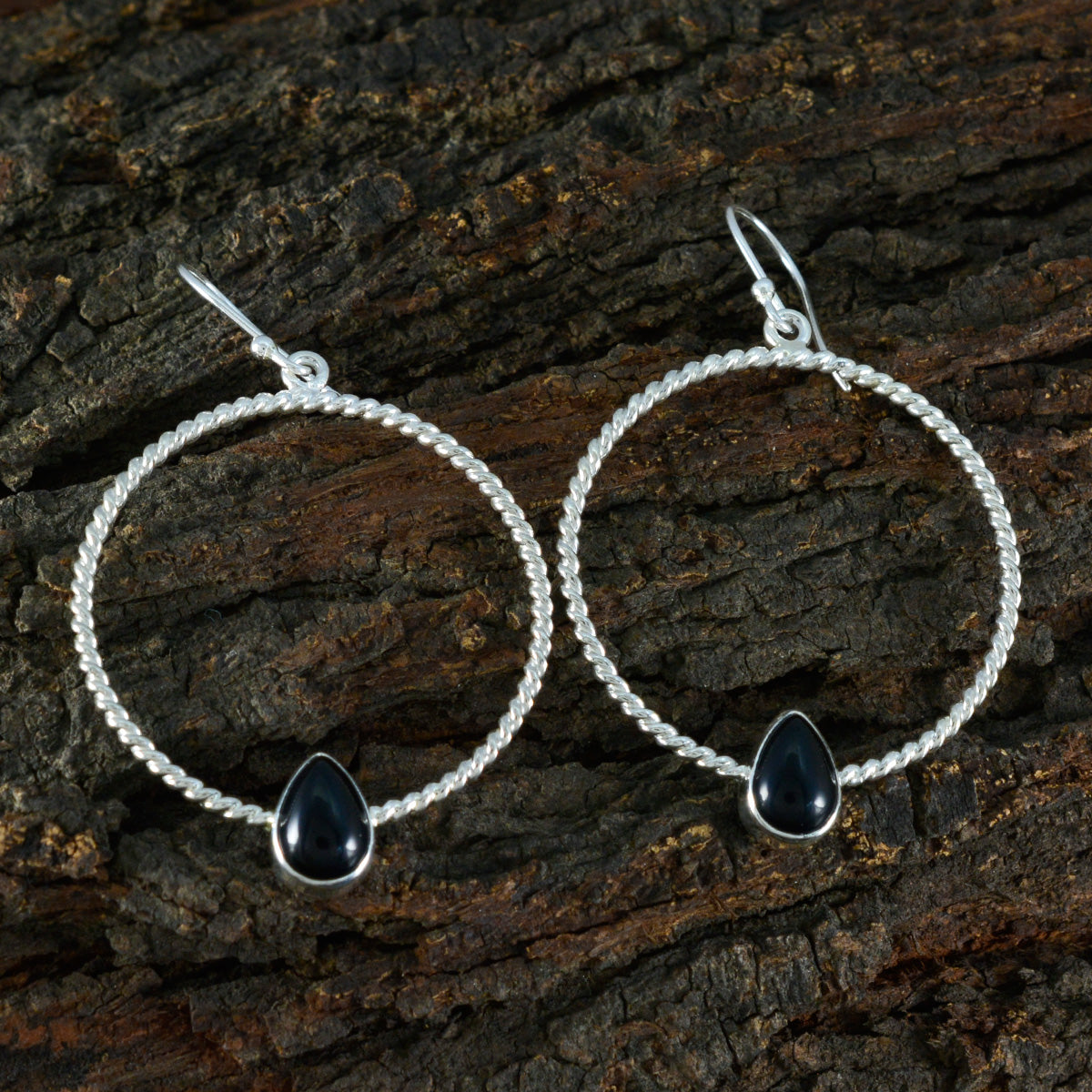 Eva Black Tiny Solitaire Dangle Earring
