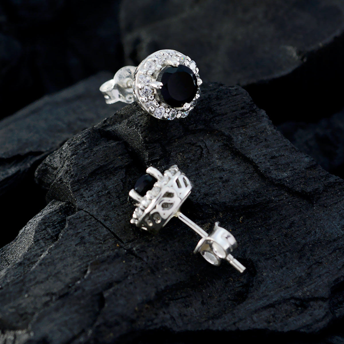 Isabelle Black Elegant multiple Stud Earring