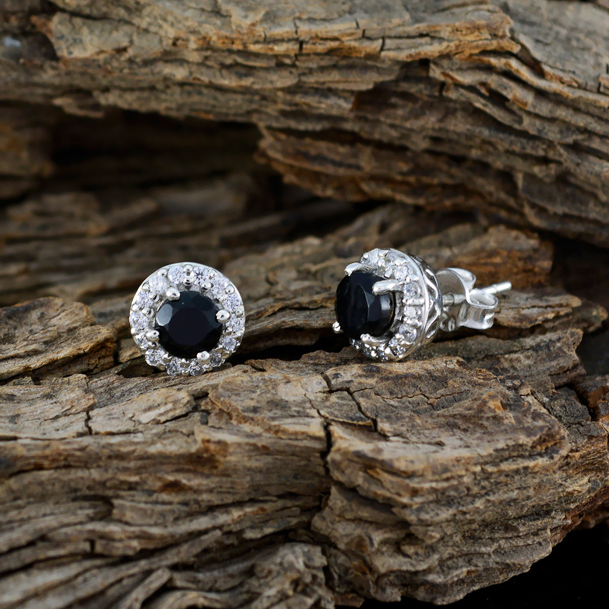 Isabelle Black Elegant multiple Stud Earring