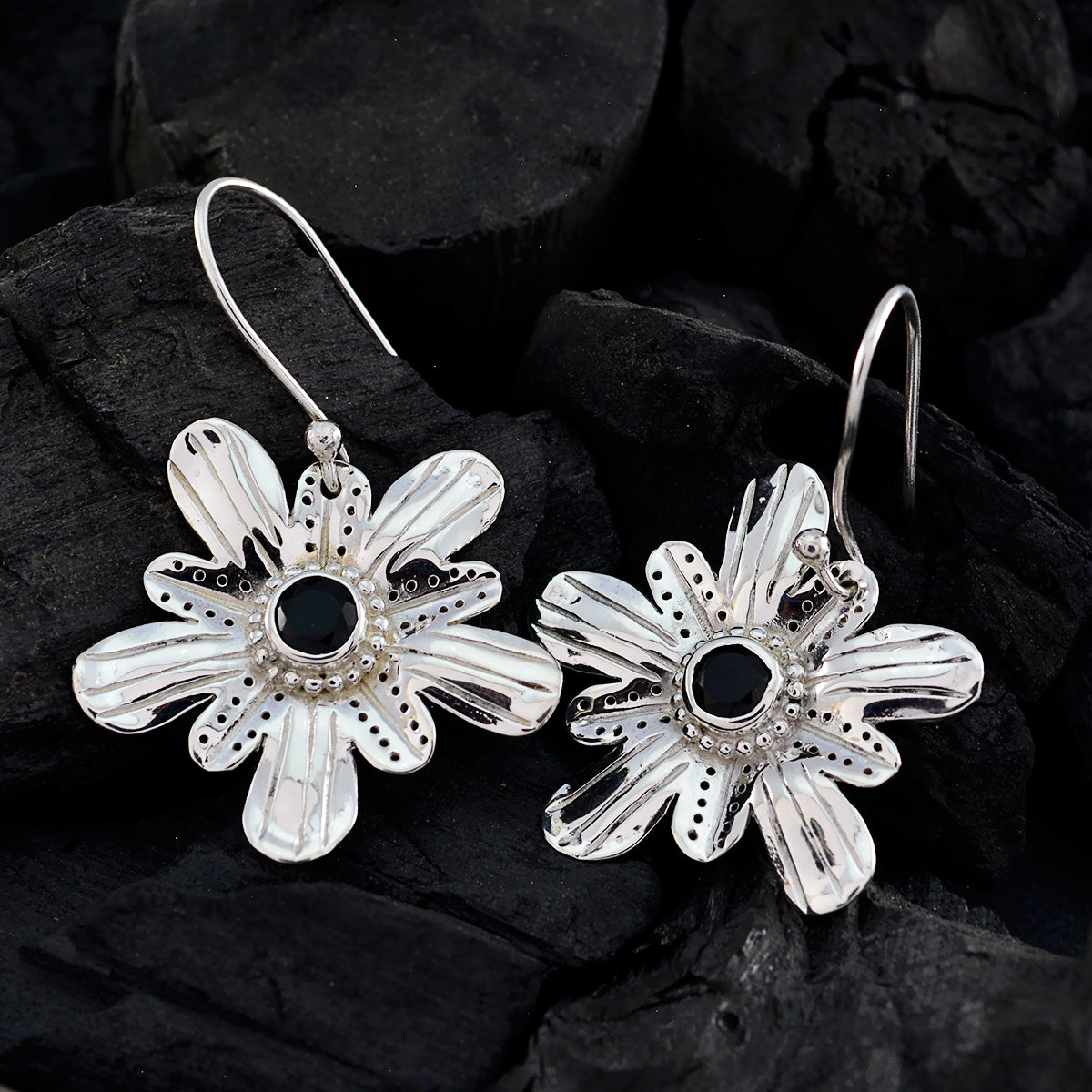 Lily Black Classic Solitaire Dangle Earring