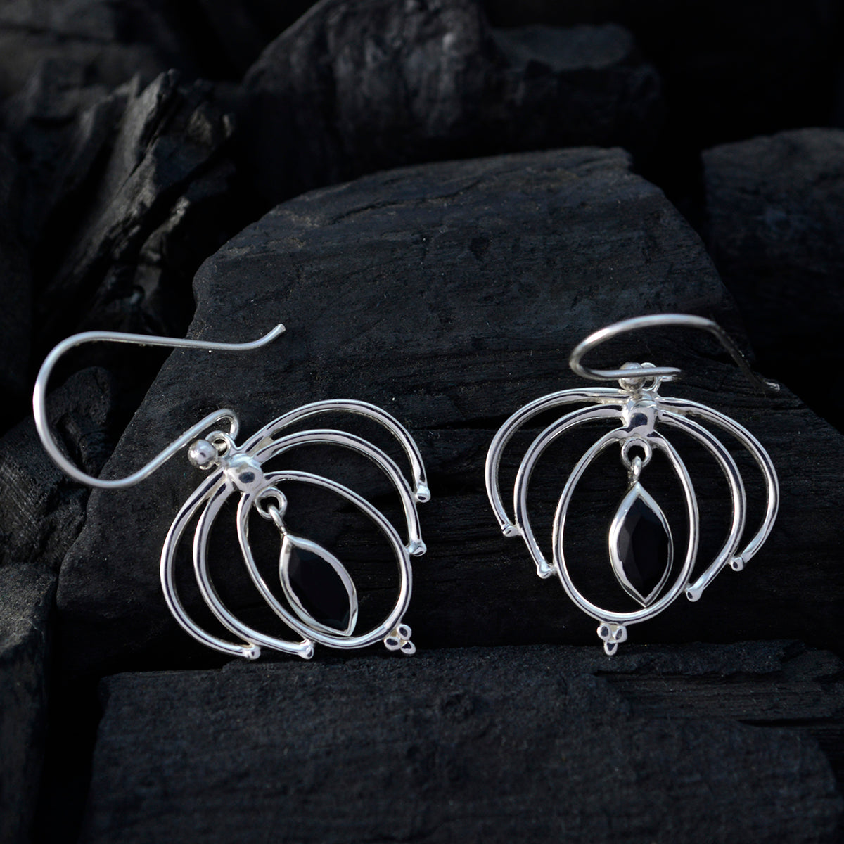 Genesis Black Featherlight Solitaire Dangle Earring