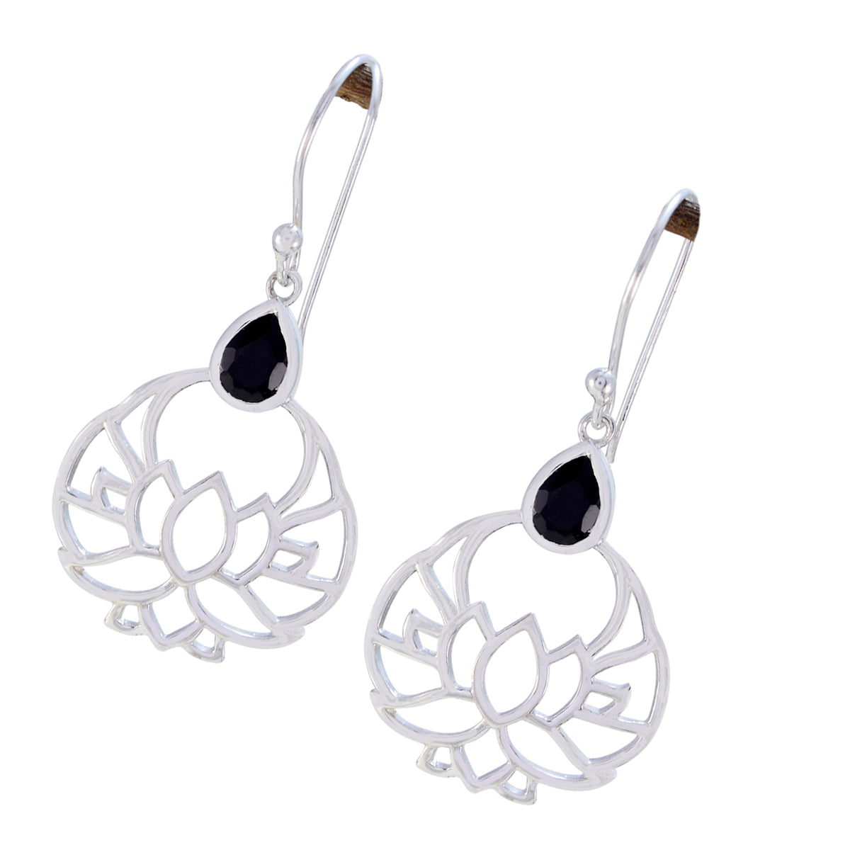 Jiwoo Black Featherlight Solitaire Dangle Earring