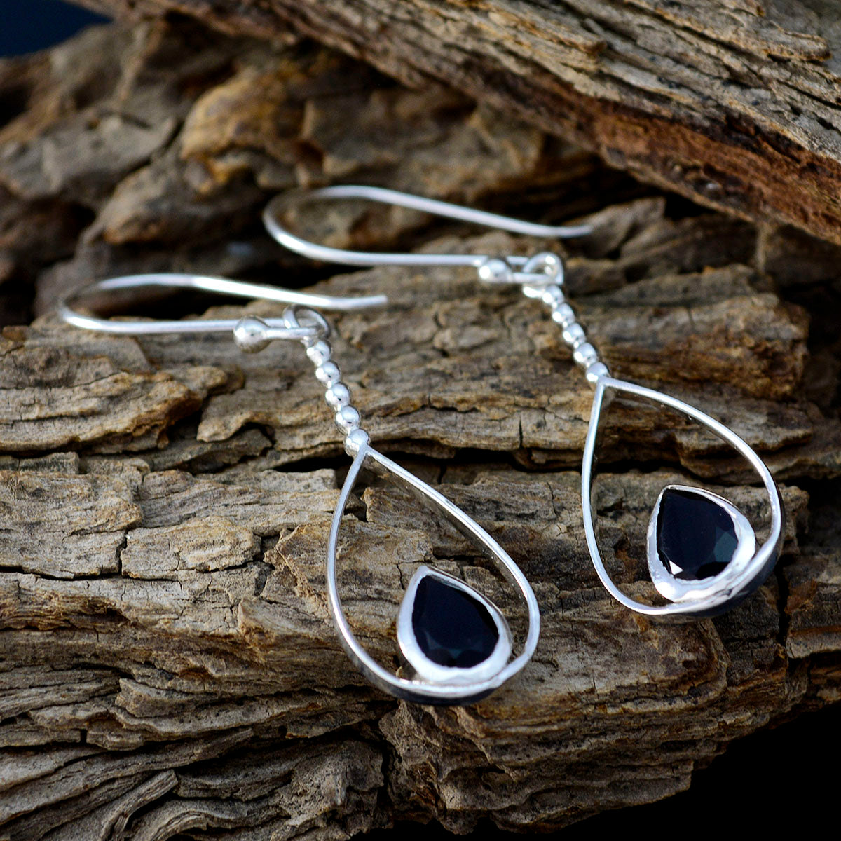 Savannah Black Dainty Solitaire Dangle Earring
