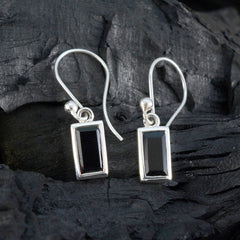 Layla Black Dainty Solitaire Dangle Earring
