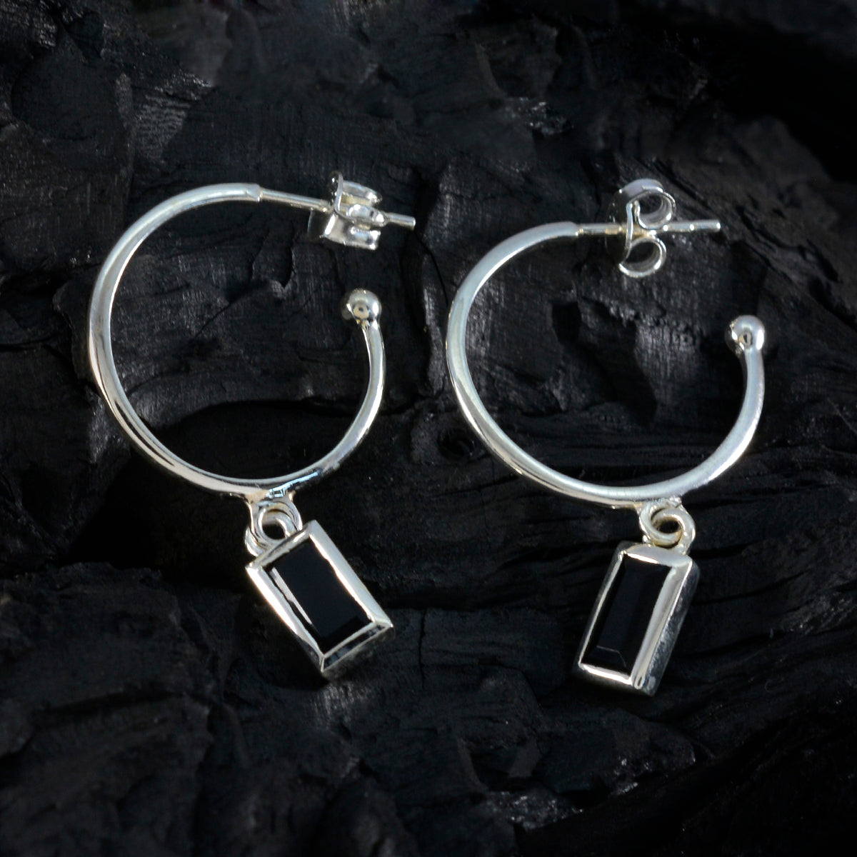 Savannah Black Slim Solitaire Dangle Earring